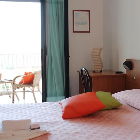 Truentum 3* مارتينسيكورو